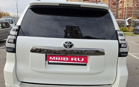 Toyota Land Cruiser Prado 150 рестайлинг, 2021 год, 5 550 000 рублей, 4 фотография