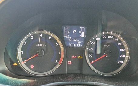 Hyundai Solaris II рестайлинг, 2014 год, 830 000 рублей, 9 фотография