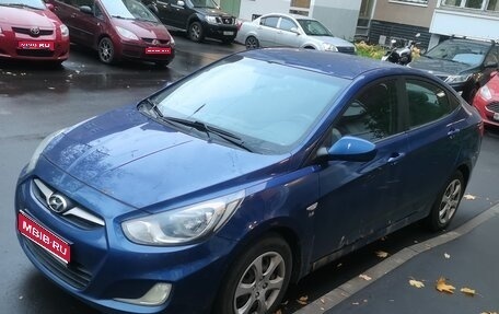 Hyundai Solaris II рестайлинг, 2011 год, 550 000 рублей, 1 фотография