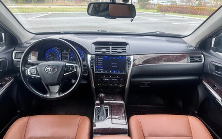 Toyota Camry, 2017 год, 2 520 000 рублей, 7 фотография