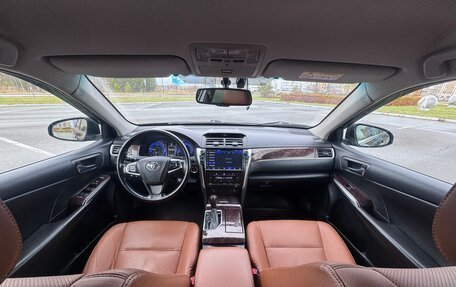 Toyota Camry, 2017 год, 2 520 000 рублей, 8 фотография