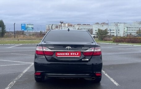 Toyota Camry, 2017 год, 2 520 000 рублей, 4 фотография