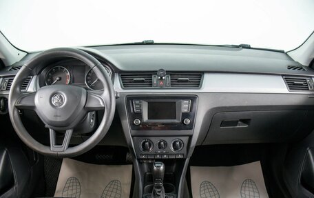 Skoda Rapid I, 2017 год, 1 099 000 рублей, 12 фотография