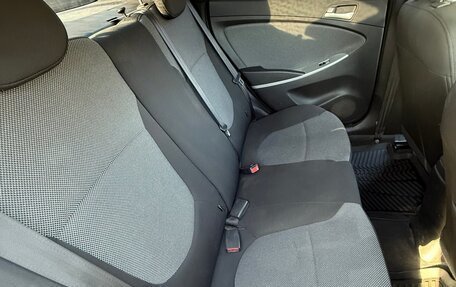 Hyundai Solaris II рестайлинг, 2013 год, 830 000 рублей, 7 фотография