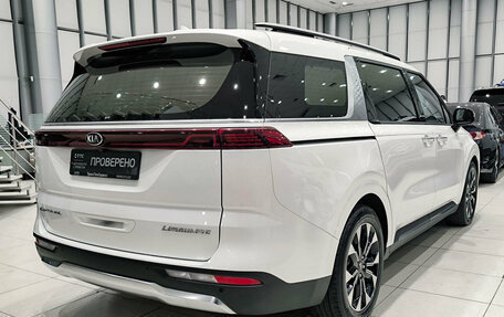 KIA Carnival, 2020 год, 3 800 000 рублей, 9 фотография