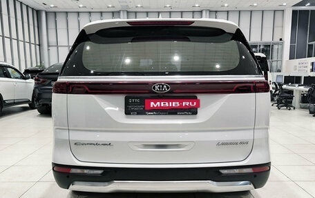KIA Carnival, 2020 год, 3 800 000 рублей, 10 фотография