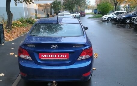Hyundai Solaris II рестайлинг, 2011 год, 550 000 рублей, 4 фотография