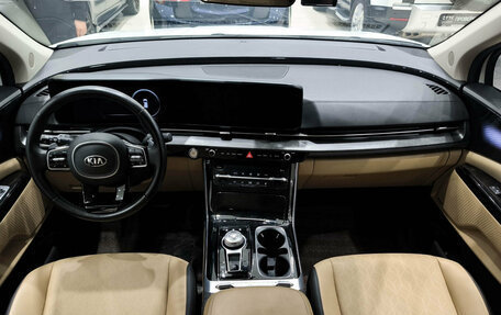 KIA Carnival, 2020 год, 3 800 000 рублей, 18 фотография