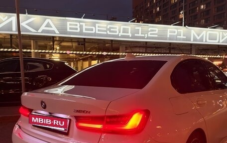 BMW 3 серия, 2022 год, 4 500 000 рублей, 10 фотография