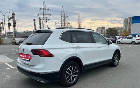 Volkswagen Tiguan II, 2021 год, 2 750 000 рублей, 5 фотография