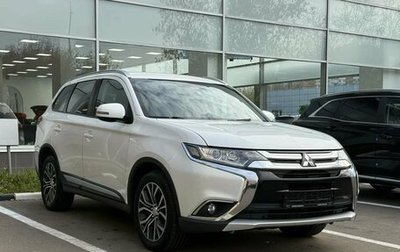 Mitsubishi Outlander III рестайлинг 3, 2018 год, 1 890 000 рублей, 1 фотография