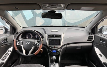 Hyundai Solaris II рестайлинг, 2012 год, 725 000 рублей, 2 фотография