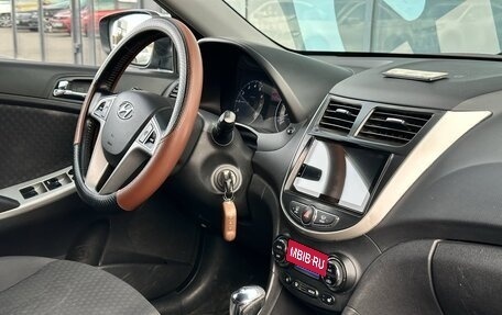 Hyundai Solaris II рестайлинг, 2012 год, 725 000 рублей, 11 фотография