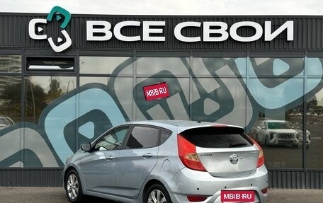 Hyundai Solaris II рестайлинг, 2012 год, 725 000 рублей, 3 фотография