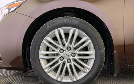 Lexus ES VII, 2016 год, 2 900 000 рублей, 18 фотография