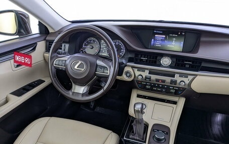Lexus ES VII, 2016 год, 2 900 000 рублей, 29 фотография