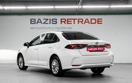 Toyota Corolla, 2021 год, 1 925 000 рублей, 8 фотография