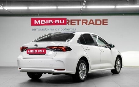Toyota Corolla, 2021 год, 1 925 000 рублей, 6 фотография