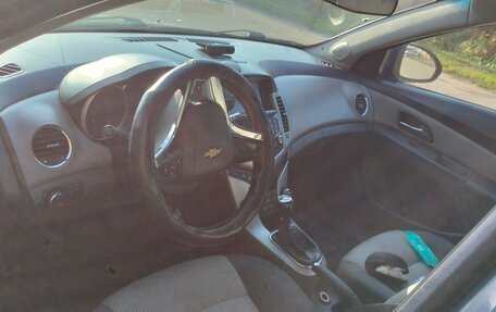 Chevrolet Cruze II, 2010 год, 445 000 рублей, 3 фотография