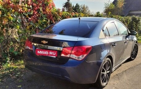 Chevrolet Cruze II, 2010 год, 445 000 рублей, 4 фотография