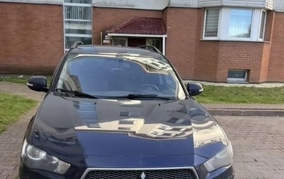 Mitsubishi Outlander III рестайлинг 3, 2012 год, 900 000 рублей, 1 фотография