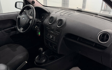 Ford Fusion I, 2007 год, 900 000 рублей, 10 фотография