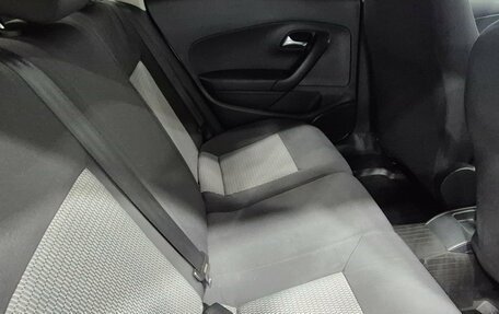 Volkswagen Polo VI (EU Market), 2013 год, 799 000 рублей, 19 фотография