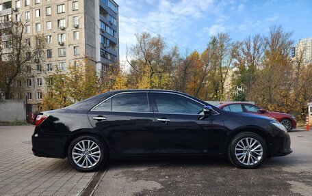 Toyota Camry, 2017 год, 2 700 000 рублей, 3 фотография