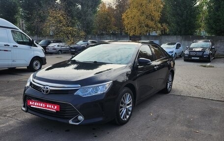 Toyota Camry, 2017 год, 2 700 000 рублей, 5 фотография