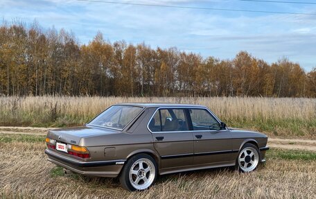 BMW 5 серия, 1983 год, 750 000 рублей, 7 фотография