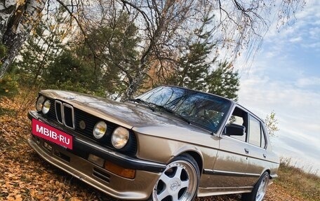 BMW 5 серия, 1983 год, 750 000 рублей, 4 фотография