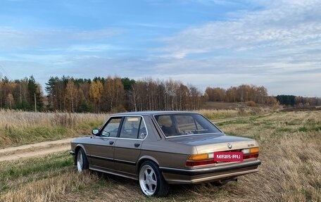 BMW 5 серия, 1983 год, 750 000 рублей, 5 фотография