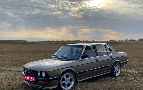 BMW 5 серия, 1983 год, 750 000 рублей, 6 фотография
