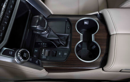 Toyota Land Cruiser, 2021 год, 7 499 999 рублей, 11 фотография