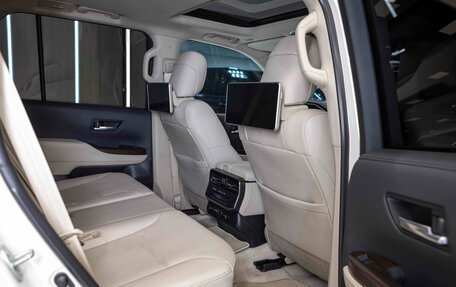 Toyota Land Cruiser, 2021 год, 7 499 999 рублей, 17 фотография