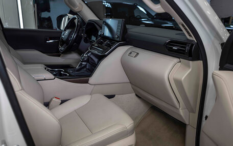 Toyota Land Cruiser, 2021 год, 7 499 999 рублей, 20 фотография
