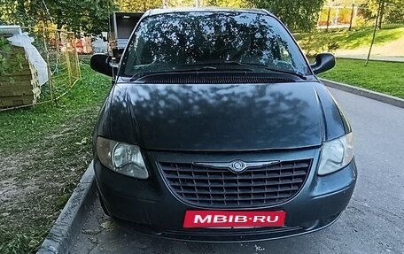 Chrysler Voyager IV, 2003 год, 300 000 рублей, 1 фотография