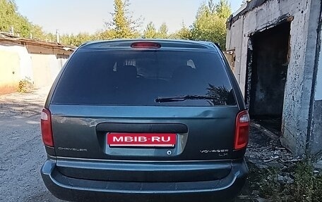 Chrysler Voyager IV, 2003 год, 300 000 рублей, 14 фотография