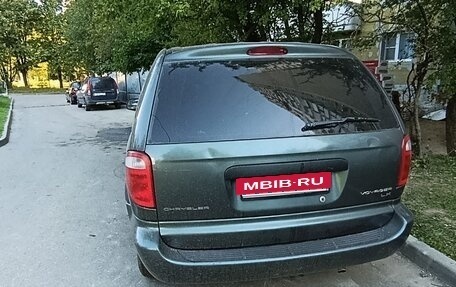 Chrysler Voyager IV, 2003 год, 300 000 рублей, 3 фотография