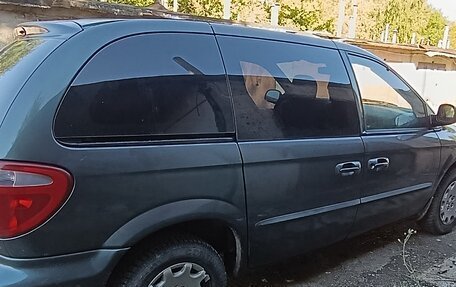 Chrysler Voyager IV, 2003 год, 300 000 рублей, 16 фотография