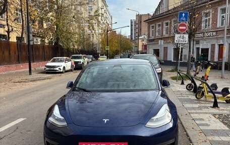 Tesla Model 3 I, 2020 год, 1 950 000 рублей, 2 фотография