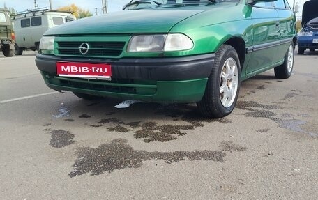 Opel Astra F, 1996 год, 130 000 рублей, 1 фотография
