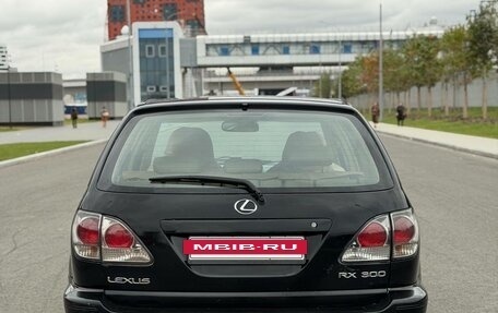 Lexus RX IV рестайлинг, 2000 год, 449 000 рублей, 6 фотография