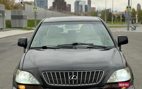 Lexus RX IV рестайлинг, 2000 год, 449 000 рублей, 3 фотография