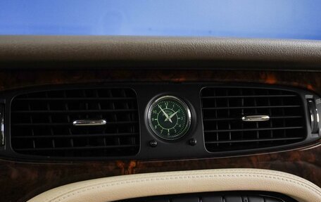 Jaguar XJ III (X350), 2009 год, 1 849 985 рублей, 17 фотография