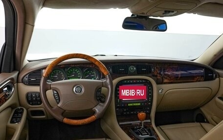 Jaguar XJ III (X350), 2009 год, 1 849 985 рублей, 6 фотография
