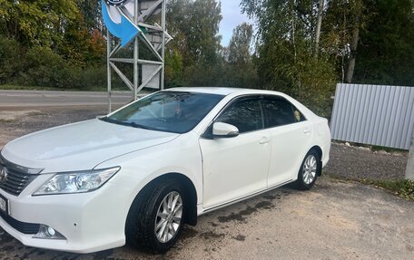 Toyota Camry, 2014 год, 1 250 000 рублей, 4 фотография