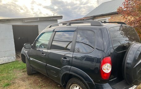 Chevrolet Niva I рестайлинг, 2011 год, 380 000 рублей, 4 фотография