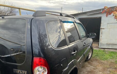 Chevrolet Niva I рестайлинг, 2011 год, 380 000 рублей, 2 фотография