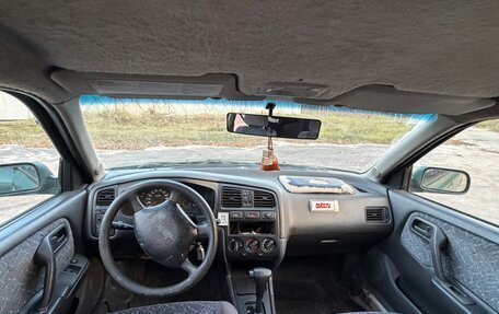 Nissan Primera II рестайлинг, 1997 год, 100 000 рублей, 7 фотография